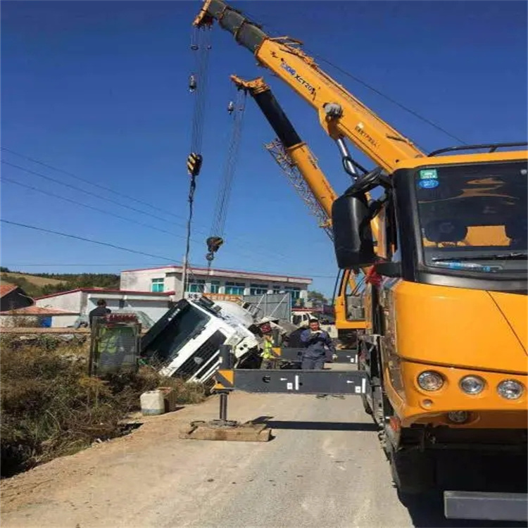 新晃吊车道路救援多少钱